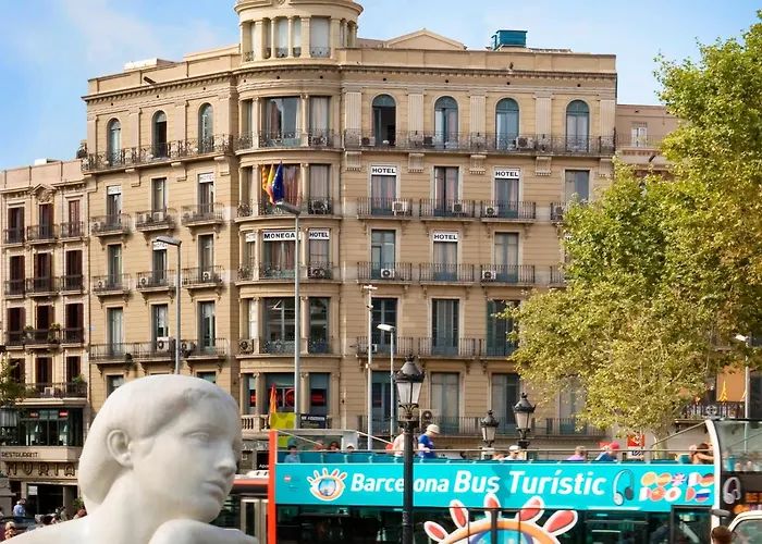 Hotel Monegal